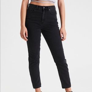 Black Denim Mom Jeans Short